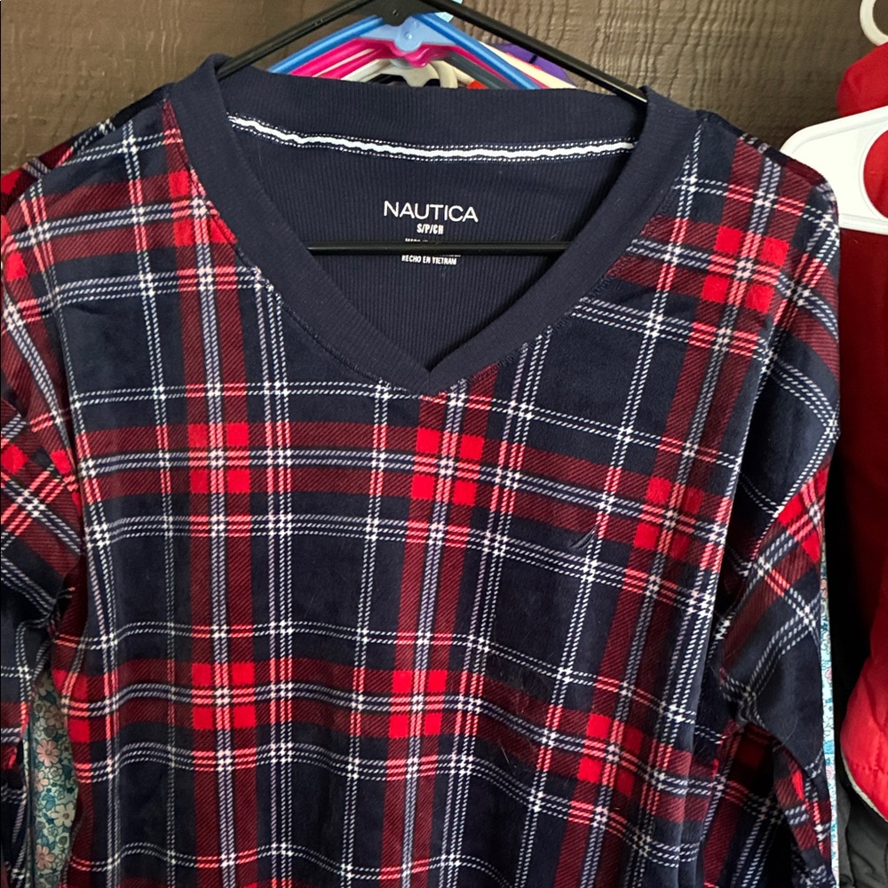 Nautica Navy and Red Checkered Sweater